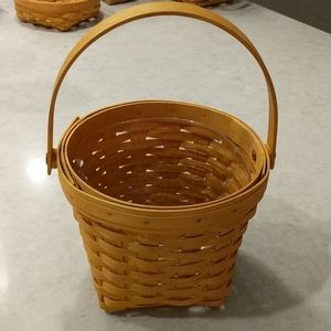 Longaberger 7-in measuring basket